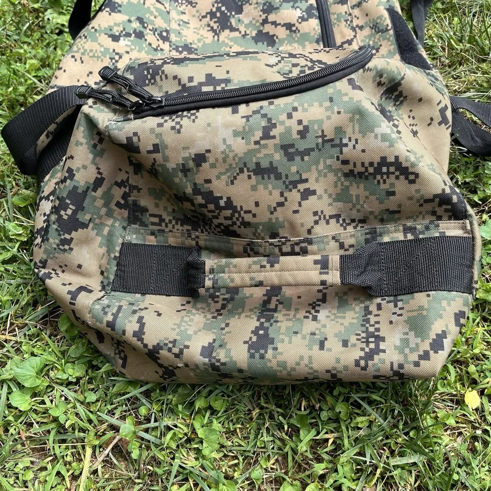 Large Digital Camo Hunting Deployment Duffel Backpack Travel Gear Bag 85L READ